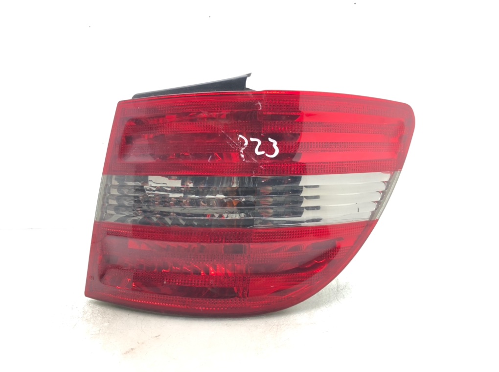 Фонарь задний правый для Mercedes B W245, 2008 г. 2.0 CDi дизель б/у