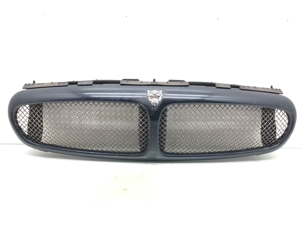 Решетка радиатора для Jaguar X-Type, 2007 г. 2.2 TDCi дизель б/у