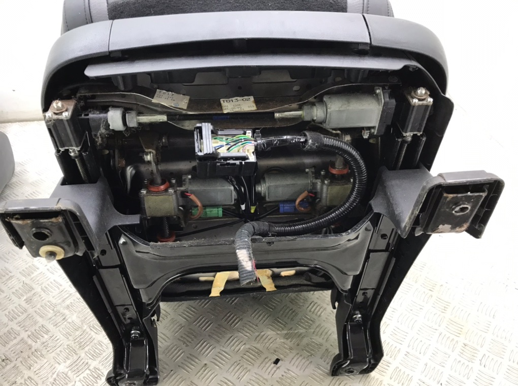 Салон (комплект сидений) для Mazda CX-9, 2007 г. 3.5 i бензин б/у — фото 18