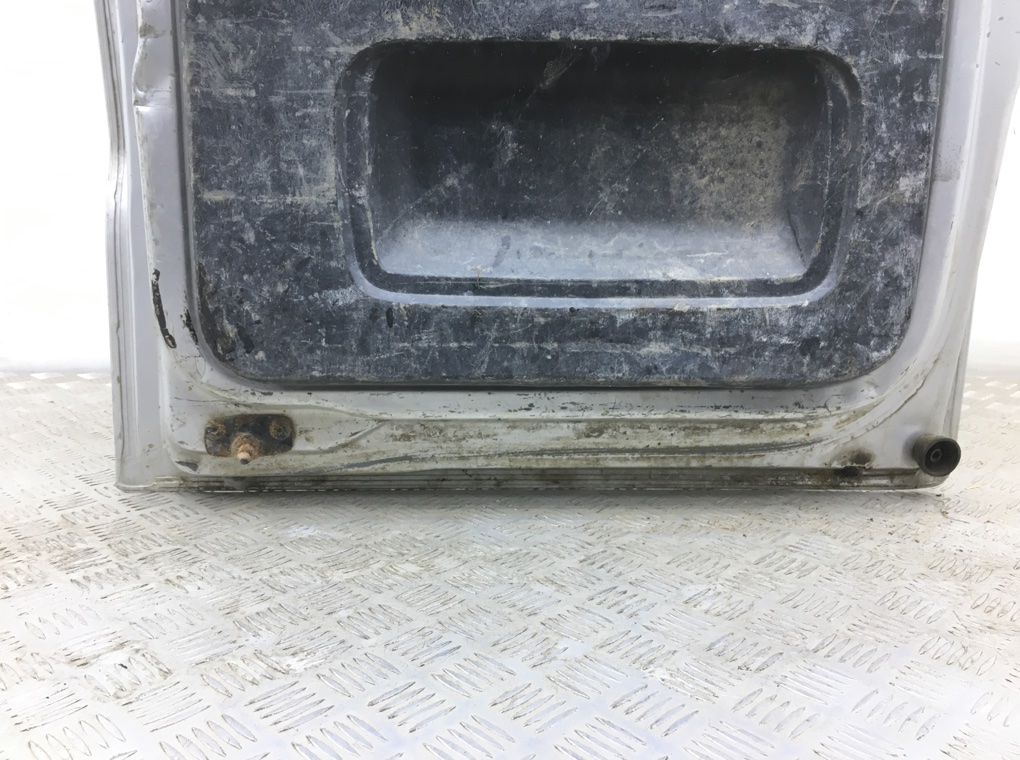 Дверь задняя распашная левая для Renault Trafic, 2015 г. 1.6 DCi дизель б/у — фото 5