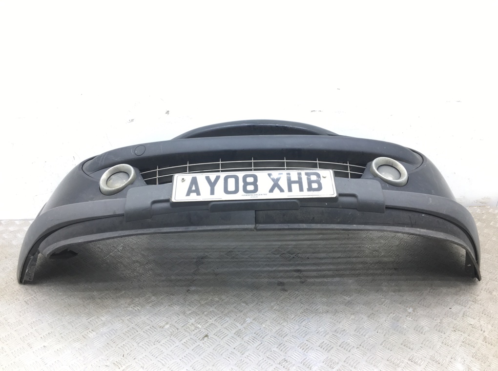 Бампер передний для Peugeot 207, 2008 г. 1.6 HDi дизель б/у — фото 2