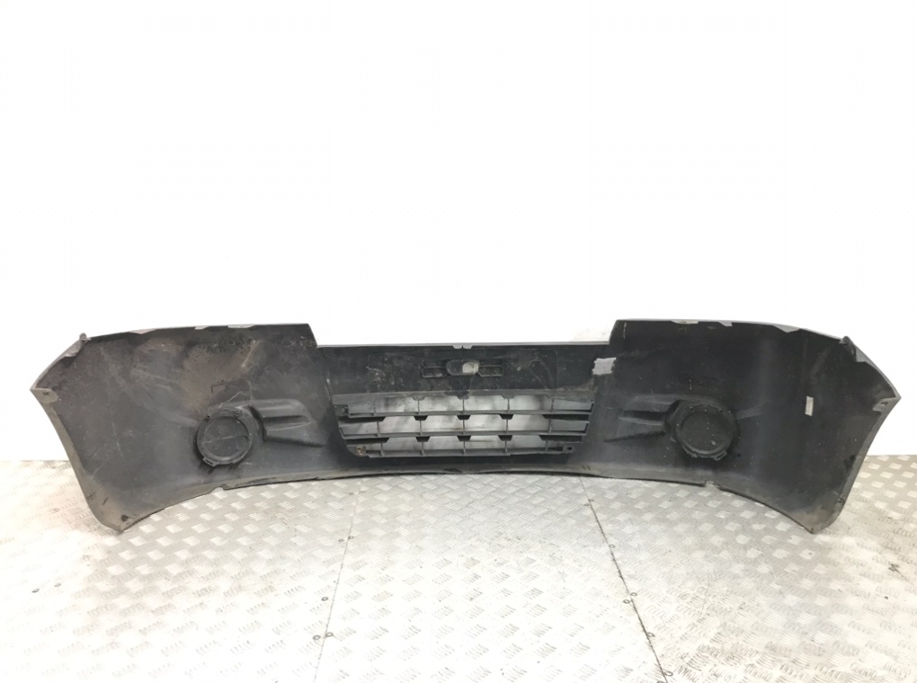 Бампер передний для Opel Vivaro, 2008 г. 2.0 CDTi дизель б/у — фото 4