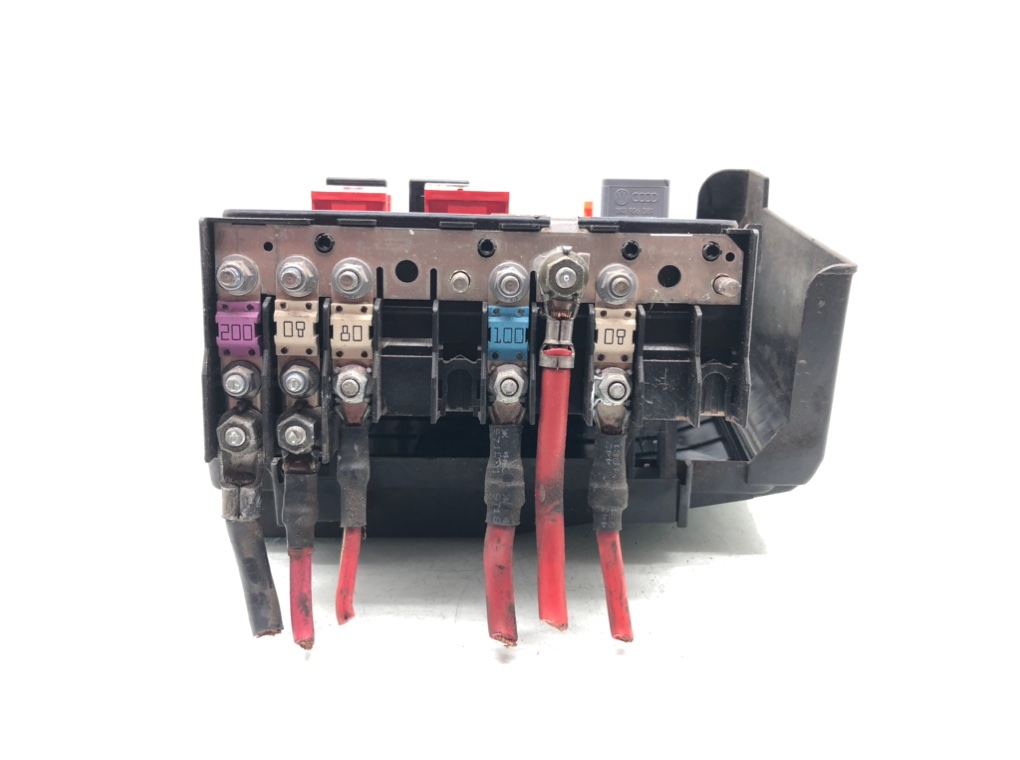 Блок предохранителей для Audi A3, 2003 г. 2.0 TDi дизель б/у — фото 2