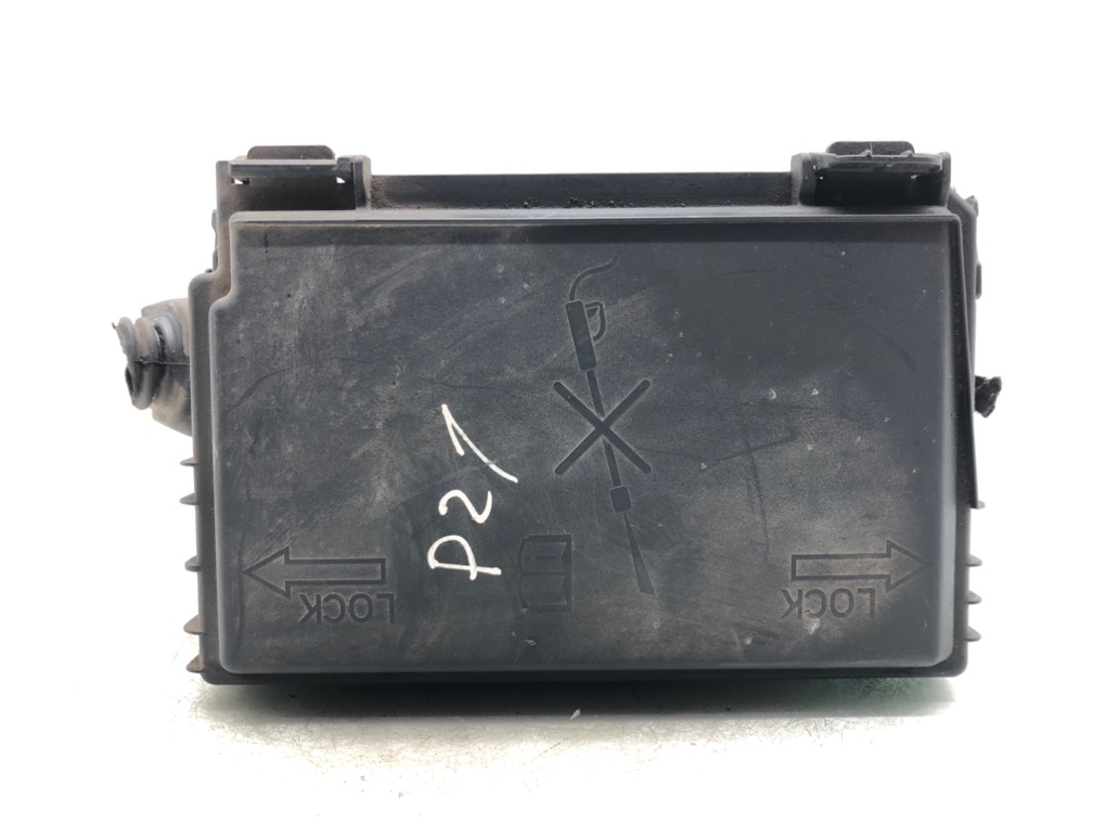 Блок предохранителей для Opel Corsa, 2008 г. 1.3 CDTi дизель б/у — фото 2
