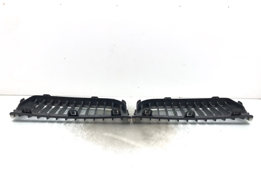 Решетка радиатора для BMW 3 E90/E91/E92/E93, 2007 г. 2.0 TD дизель б/у — фото 5