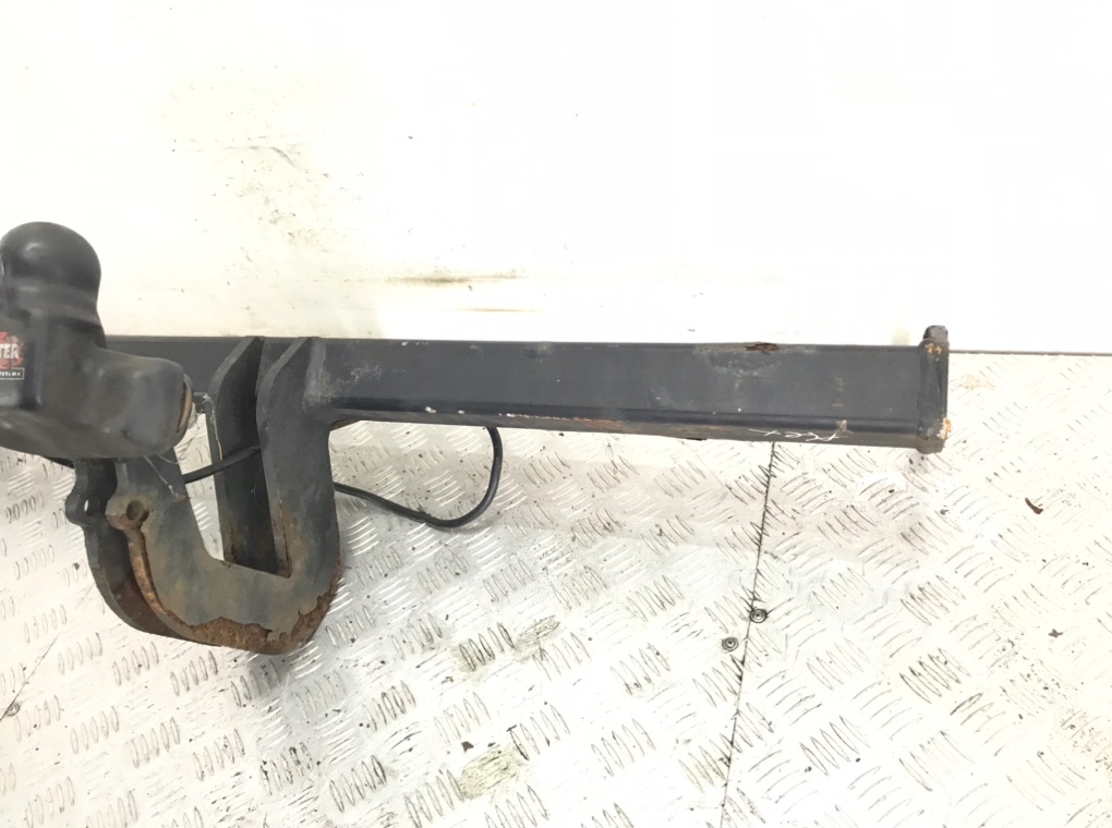 Прицепное устройство (фаркоп) для Renault Megane, 2008 г. 1.5 DCi дизель б/у — фото 3