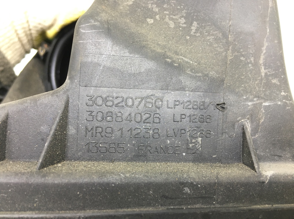 Корпус воздушного фильтра для Volvo V40, 2002 г. 1.9 TD дизель б/у — фото 5