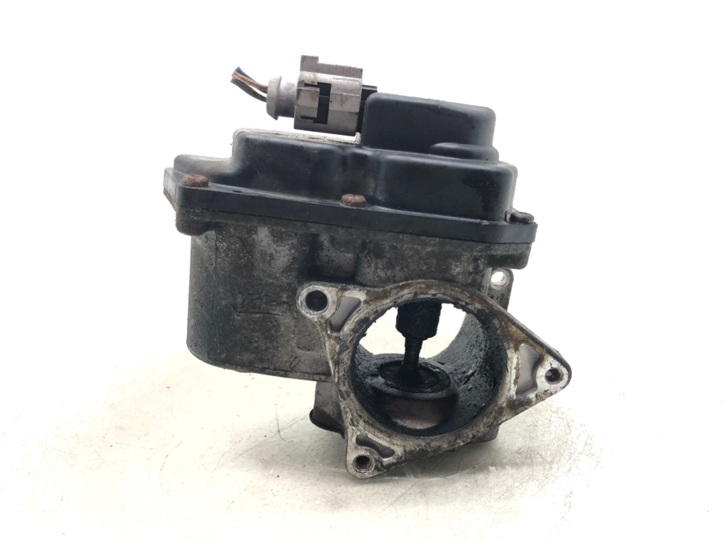 Клапан EGR для Volkswagen Passat, 2007 г. 2.0 TDi дизель б/у