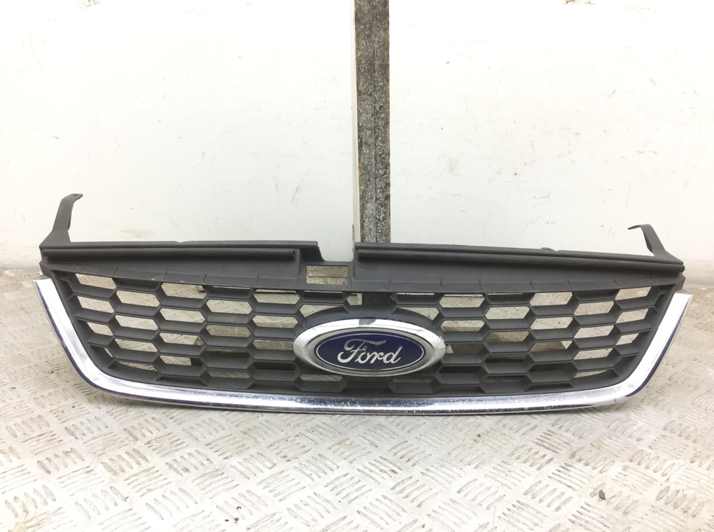 Решетка радиатора для Ford Mondeo, 2008 г. 2.2 TDCi дизель б/у