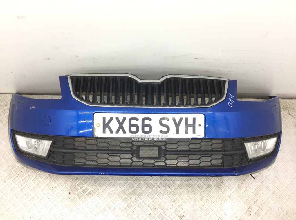 Бампер передний для Skoda Octavia, 2016 г. 2.0 TDi дизель б/у