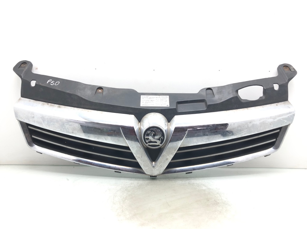 Решетка радиатора для Opel Astra, 2008 г. 1.7 CDTi дизель б/у
