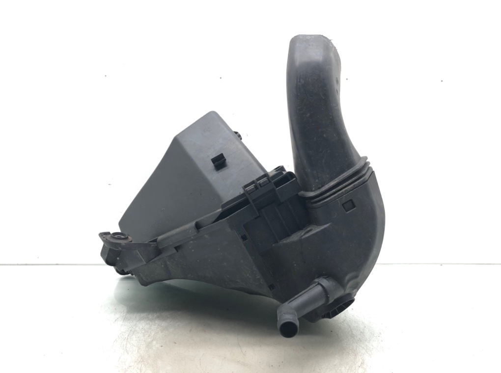 Корпус воздушного фильтра для BMW 3 E90/E91/E92/E93, 2008 г. 2.0 б/у — фото 4