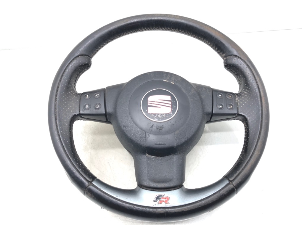 Руль для Seat Altea, 2006 г. 2.0 TDi дизель б/у