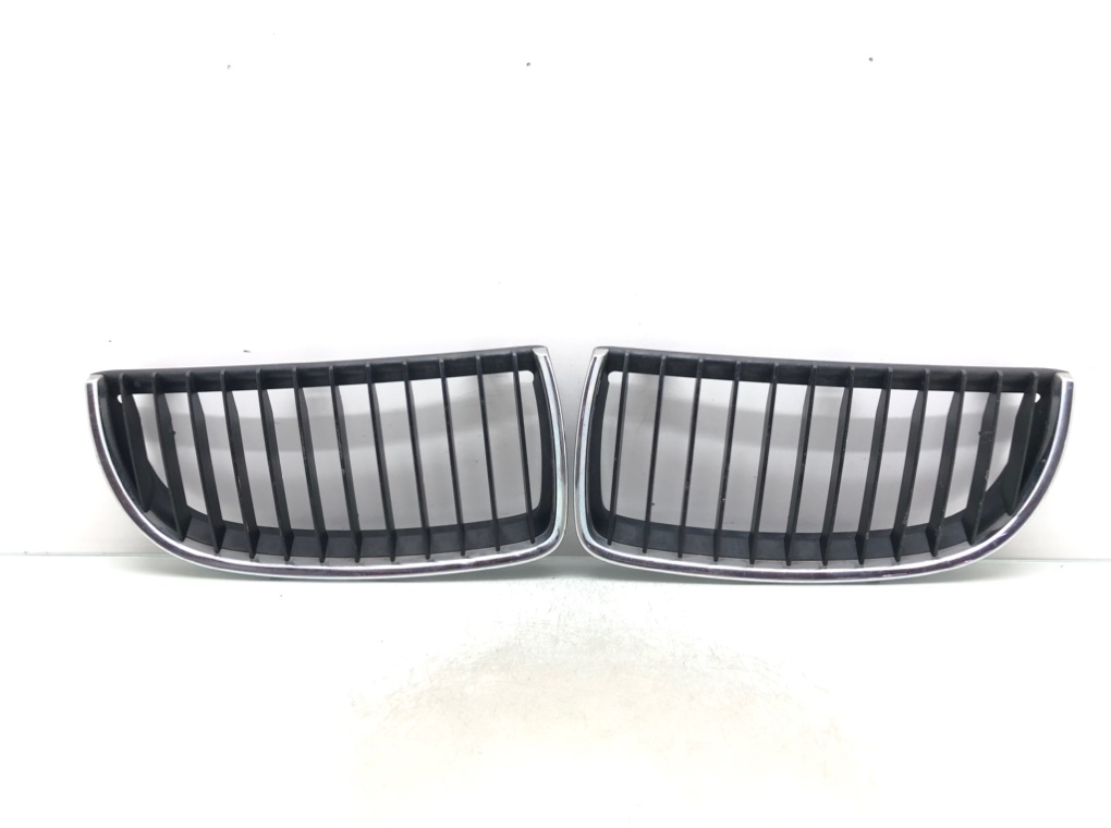 Решетка радиатора для BMW 3 E90/E91/E92/E93, 2008 г. 2.0 i бензин б/у
