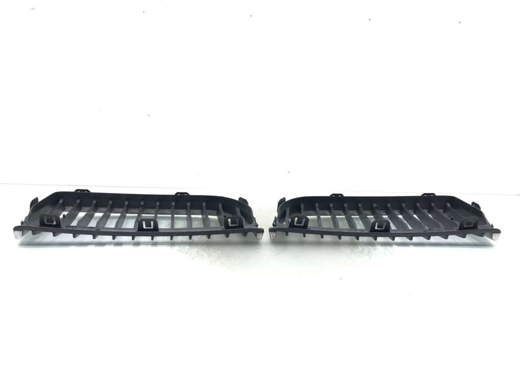 Решетка радиатора для BMW 3 E90/E91/E92/E93, 2008 г. 2.0 i бензин б/у — фото 5