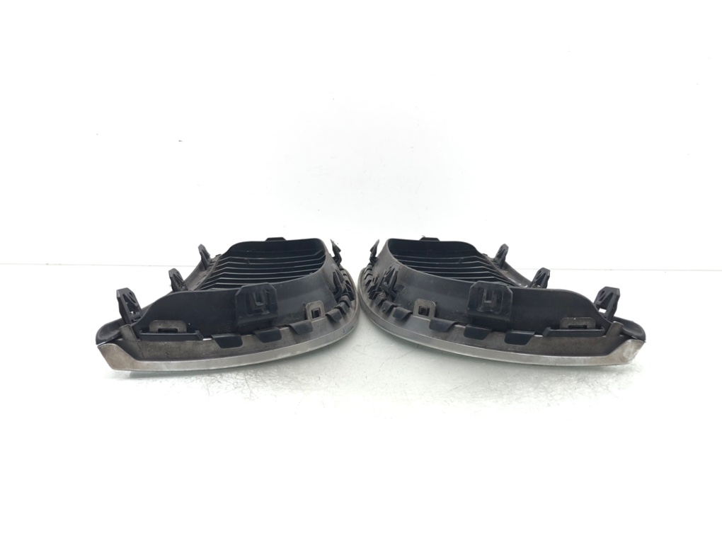 Решетка радиатора для BMW 3 E90/E91/E92/E93, 2006 г. 2.0 i бензин б/у — фото 6