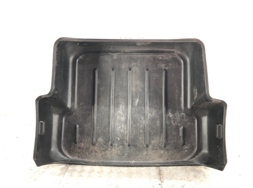 Пол багажника для BMW 3 E90/E91/E92/E93, 2007 г. 2.0 i бензин б/у