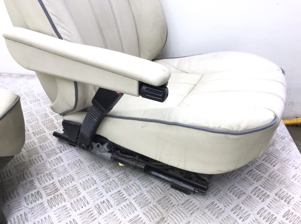 Салон (комплект сидений) для Land Rover Range Rover, 2002 г. 3.0 TD дизель б/у — фото 10