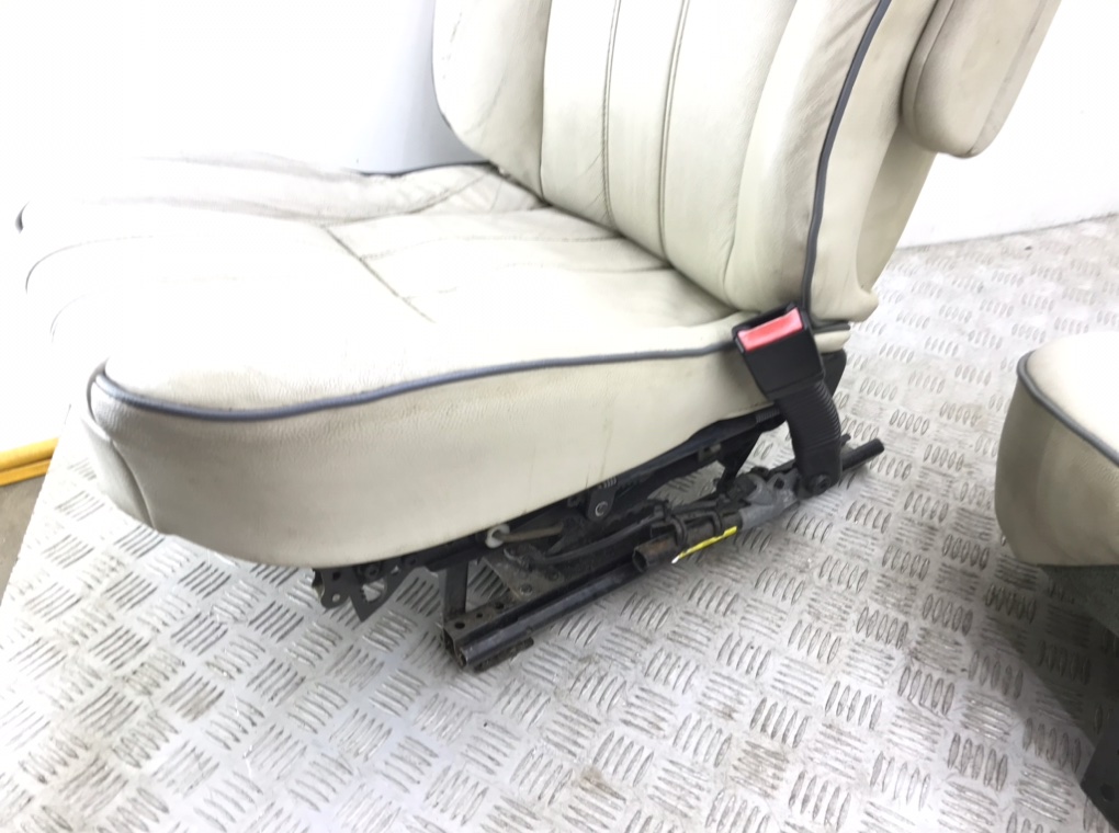 Салон (комплект сидений) для Land Rover Range Rover, 2002 г. 3.0 TD дизель б/у — фото 11