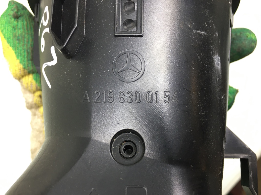 Дефлектор обдува салона для Mercedes CLS W219, 2006 г. 3.0 CDi дизель б/у — фото 6