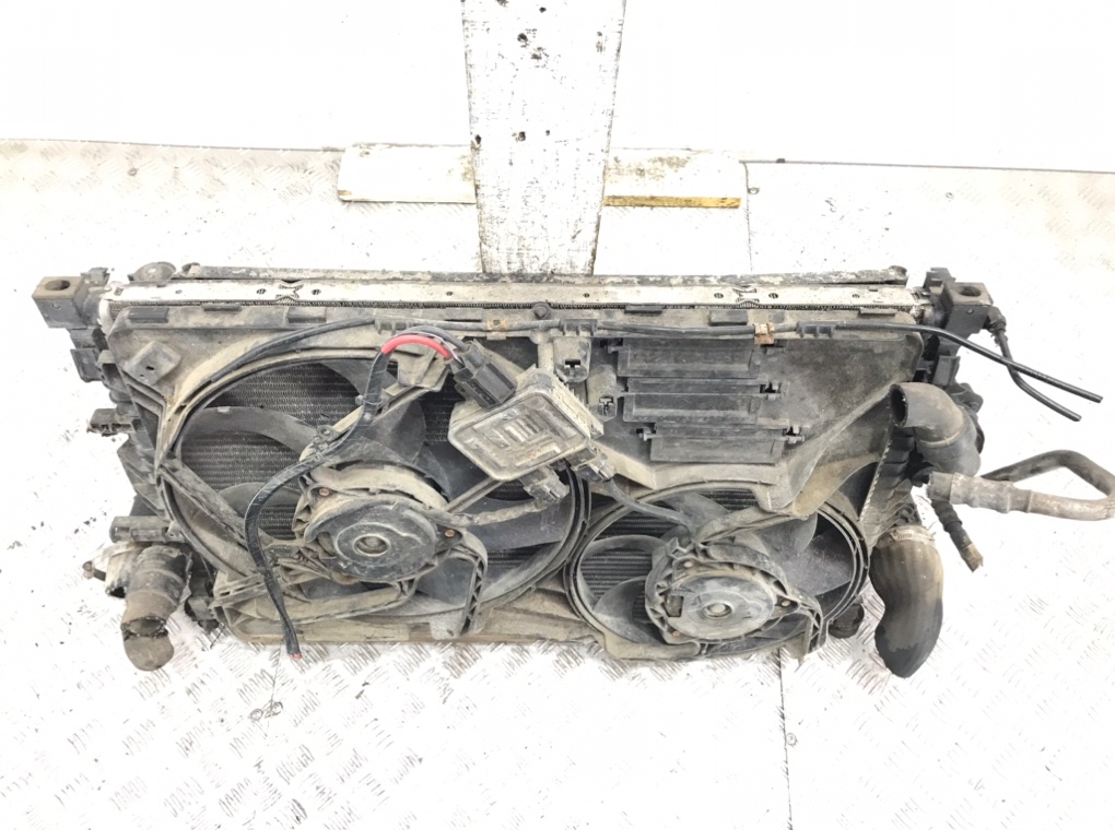 Кассета радиаторов для Land Rover Freelander, 2010 г. 2.2 TD дизель б/у — фото 2