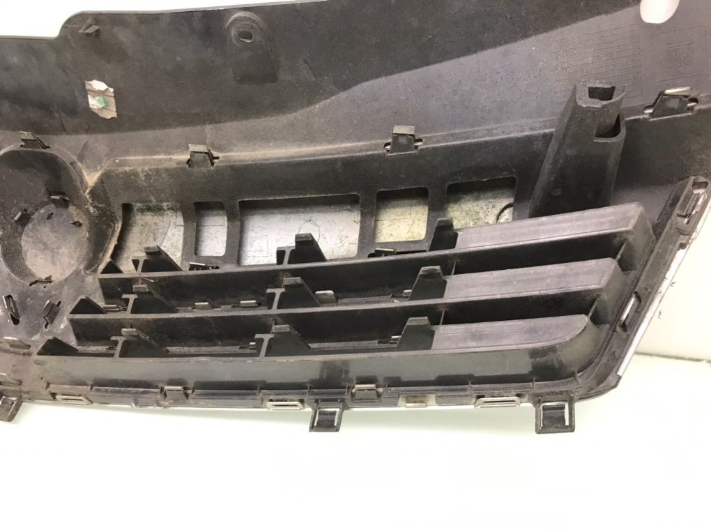 Решетка радиатора для Opel Astra, 2008 г. 1.6 i бензин б/у — фото 4