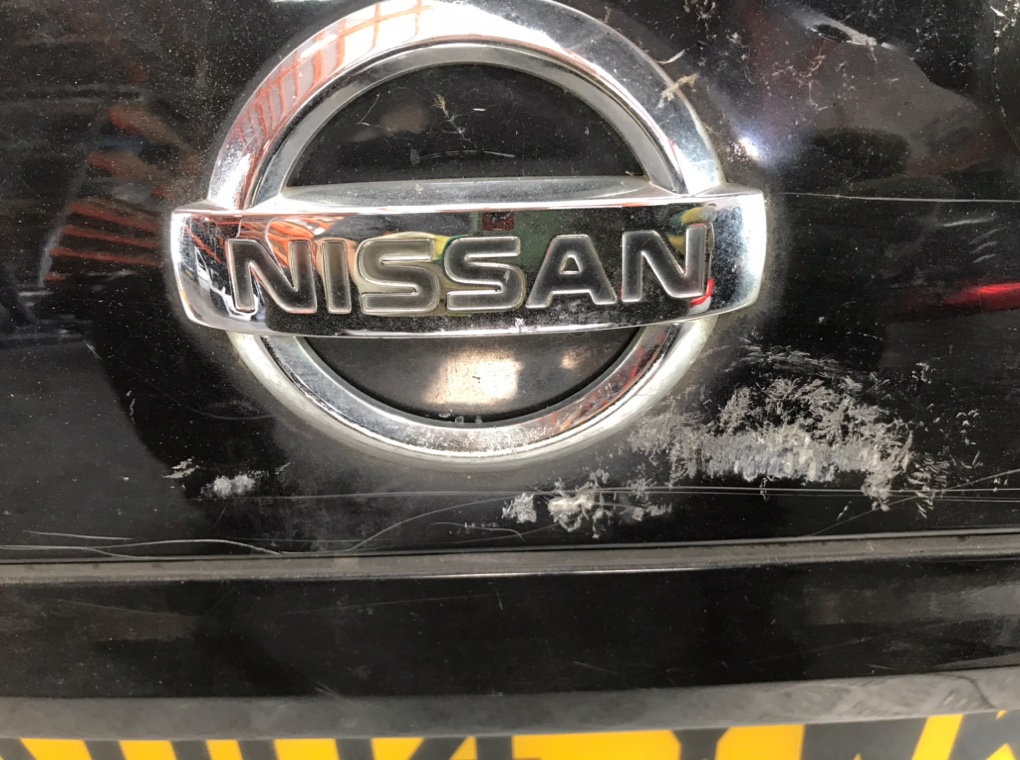 Крышка багажника для Nissan Almera Tino, 2004 г. 1.8 i бензин б/у — фото 8
