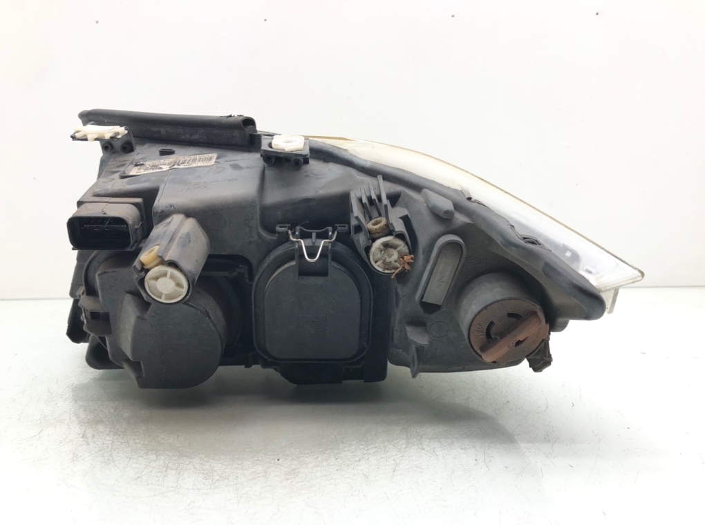 Фара правая для BMW 3 E90/E91/E92/E93, 2008 г. 2.0 i бензин б/у — фото 4