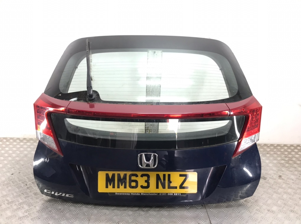 Крышка багажника для Honda Civic, 2013 г. 1.6 TD дизель б/у