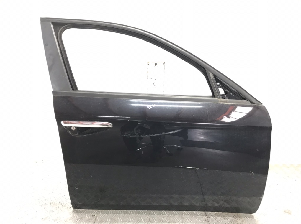 Дверь передняя правая для Alfa Romeo 159, 2009 г. 1.9 JTD дизель б/у