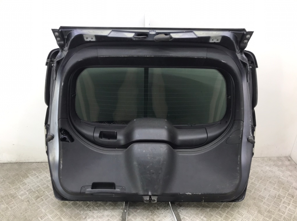 Крышка багажника для Ford Kuga, 2010 г. 2.0 TDCi дизель б/у — фото 3