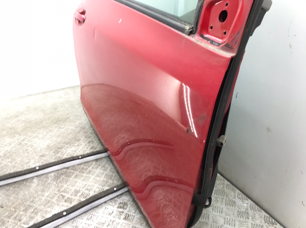 Дверь передняя правая для Toyota Yaris, 2007 г. 1.0 i бензин б/у — фото 3