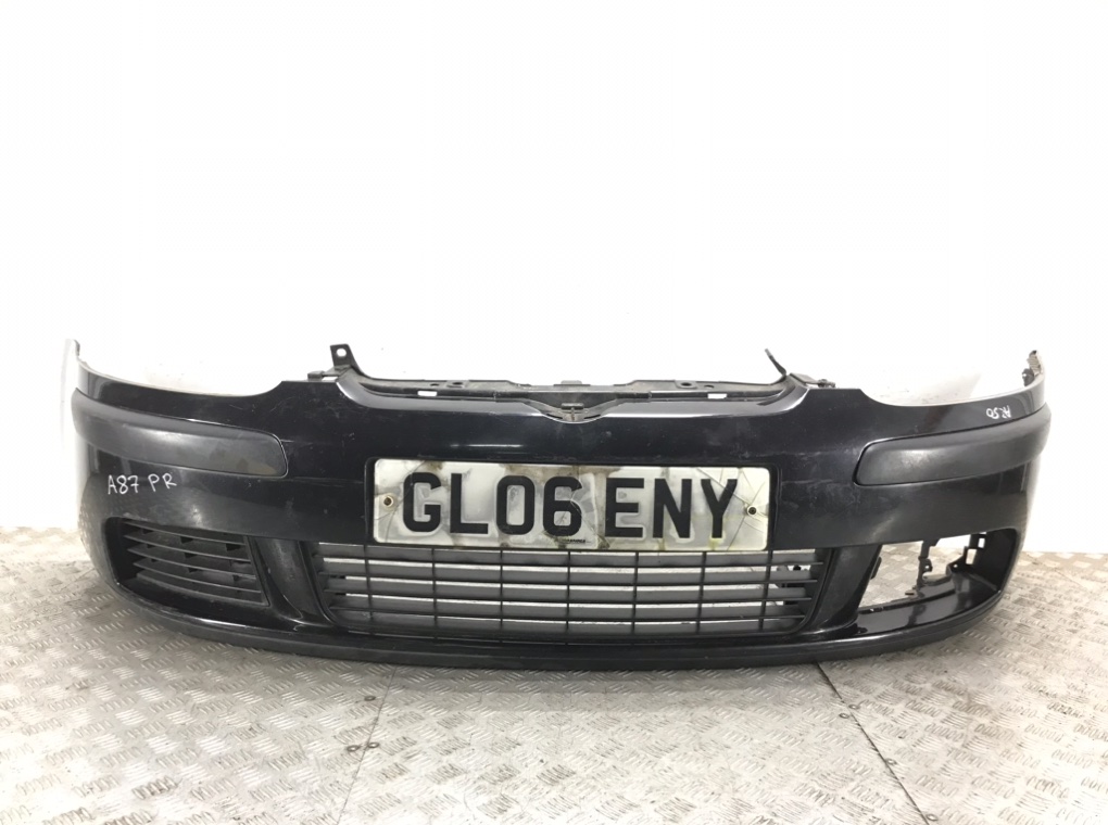 Бампер передний для Volkswagen Golf, 2006 г. 2.0 SDi дизель б/у