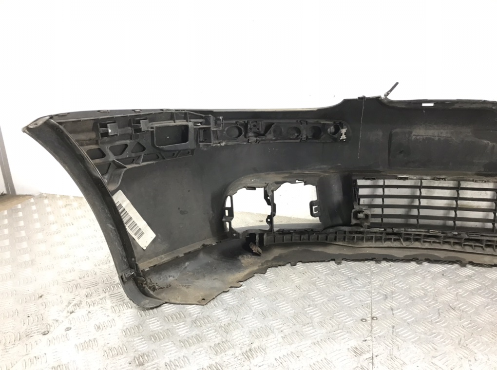 Бампер передний для Volkswagen Golf, 2006 г. 2.0 SDi дизель б/у — фото 5