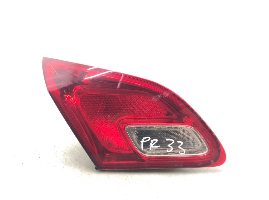 Фонарь крышки багажника левый для Opel Astra, 2013 г. 1.7 CDTi дизель б/у