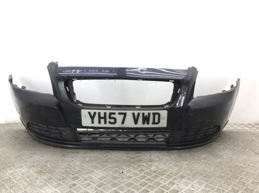 Бампер передний для Volvo S40, 2007 г. 2.0 TD дизель б/у