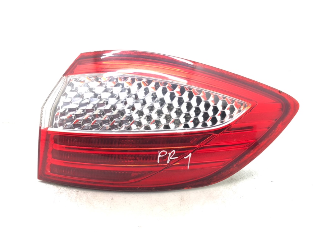 Фонарь задний правый для Ford Mondeo, 2009 г. 2.0 TDCi дизель б/у