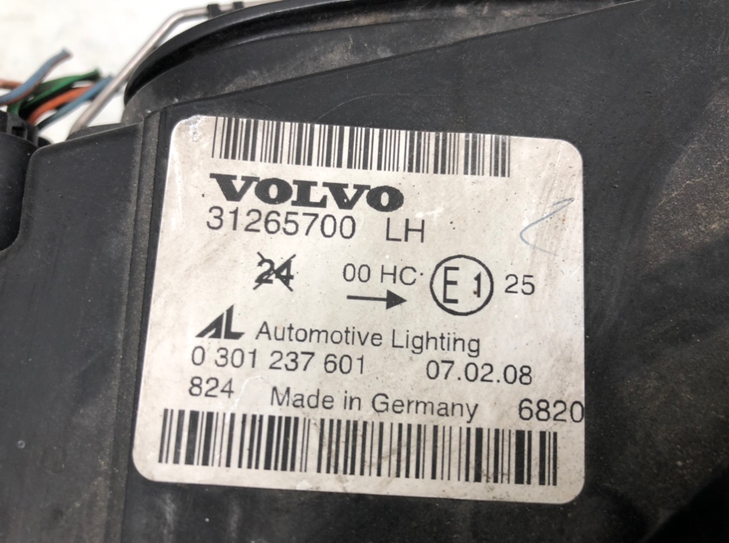 Фара левая для Volvo V50, 2008 г. 1.8 i бензин б/у — фото 6