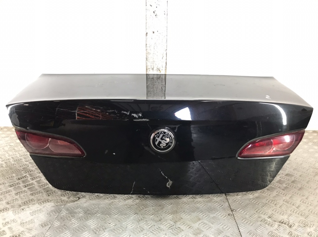 Крышка багажника для Alfa Romeo 159, 2009 г. 1.9 JTD дизель б/у