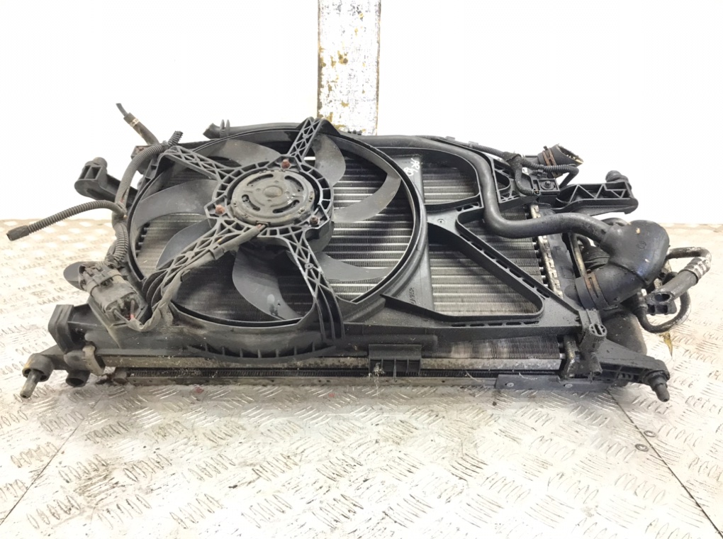 Кассета радиаторов для Opel Tigra, 2008 г. 1.4 i бензин б/у — фото 5