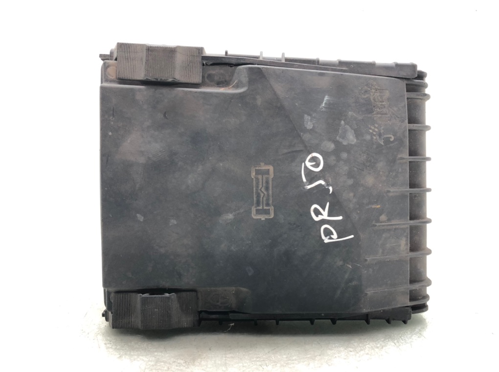 Блок предохранителей для Volkswagen Golf, 2006 г. 2.0 SDi дизель б/у — фото 3