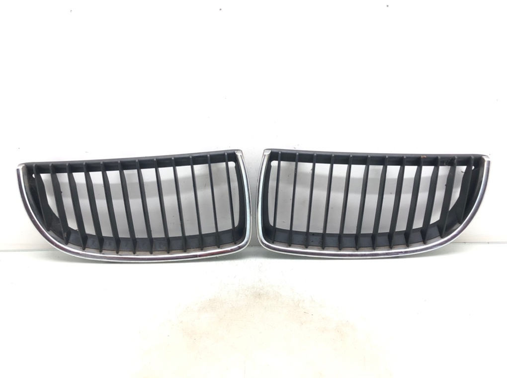 Решетка радиатора для BMW 3 E90/E91/E92/E93, 2006 г. 2.0 i бензин б/у