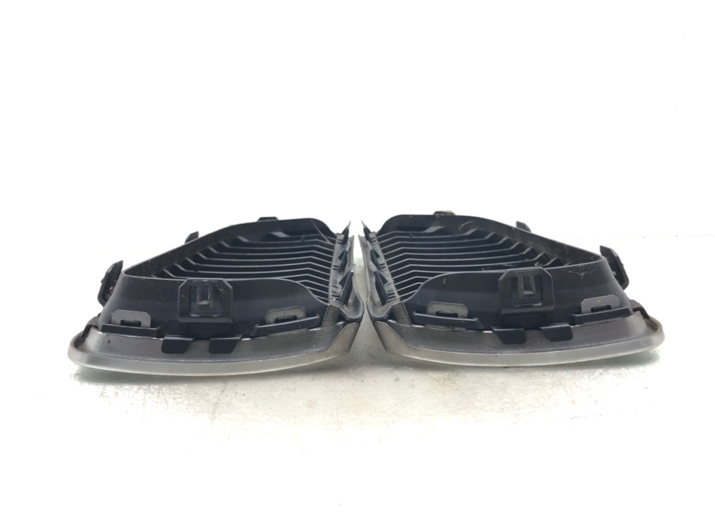 Решетка радиатора для BMW 3 E90/E91/E92/E93, 2006 г. 2.0 i бензин б/у — фото 4