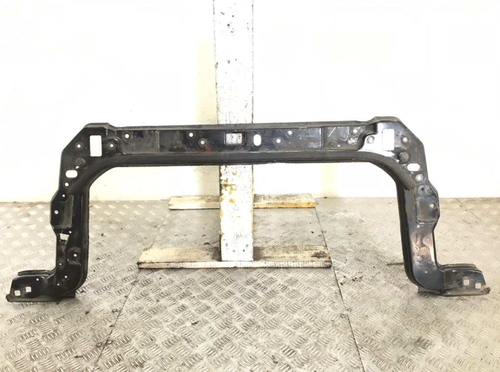 Планка под капот для Mini Countryman, 2011 г. 2.0 TD дизель б/у