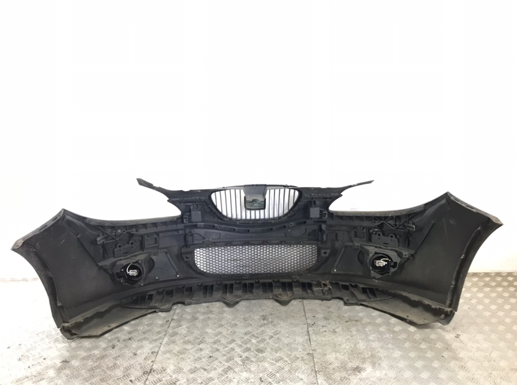 Бампер передний для Seat Altea, 2009 г. 1.9 TDi дизель б/у — фото 5