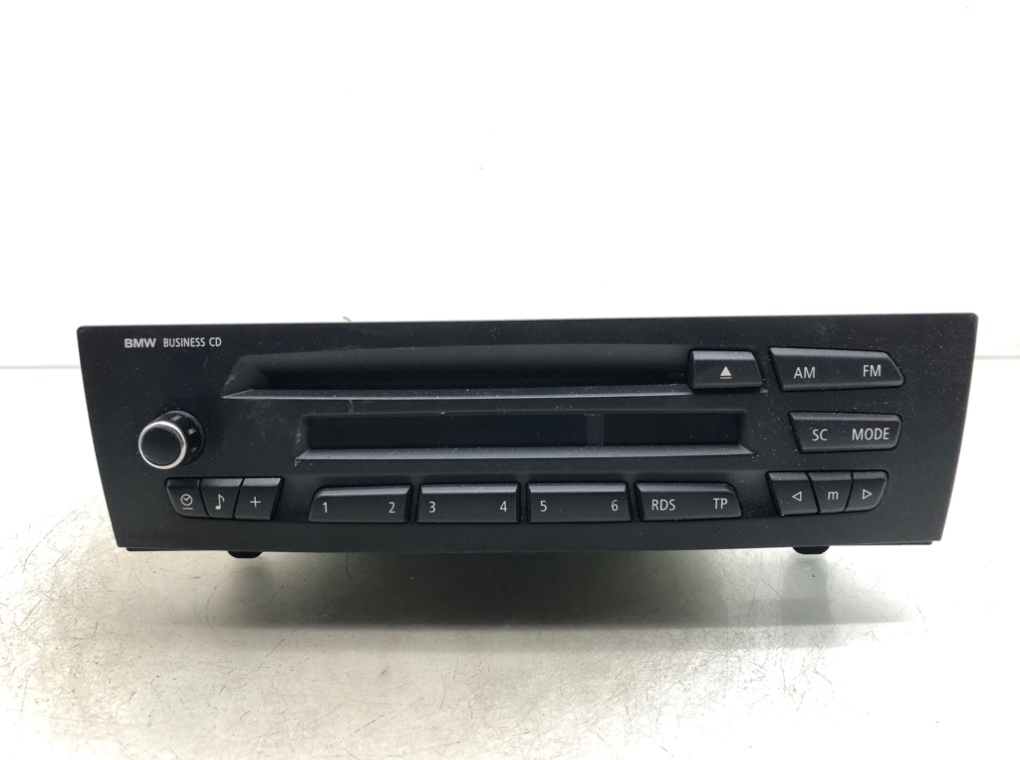 Магнитола для BMW 1 E87/E81/E82/E88, 2010 г. 2.0i бензин б/у