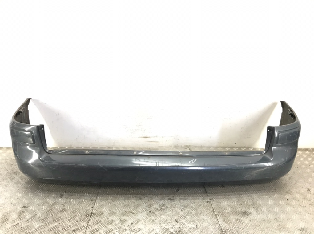Бампер задний для Hyundai Trajet, 2005 г. 2.0 CRDi дизель б/у