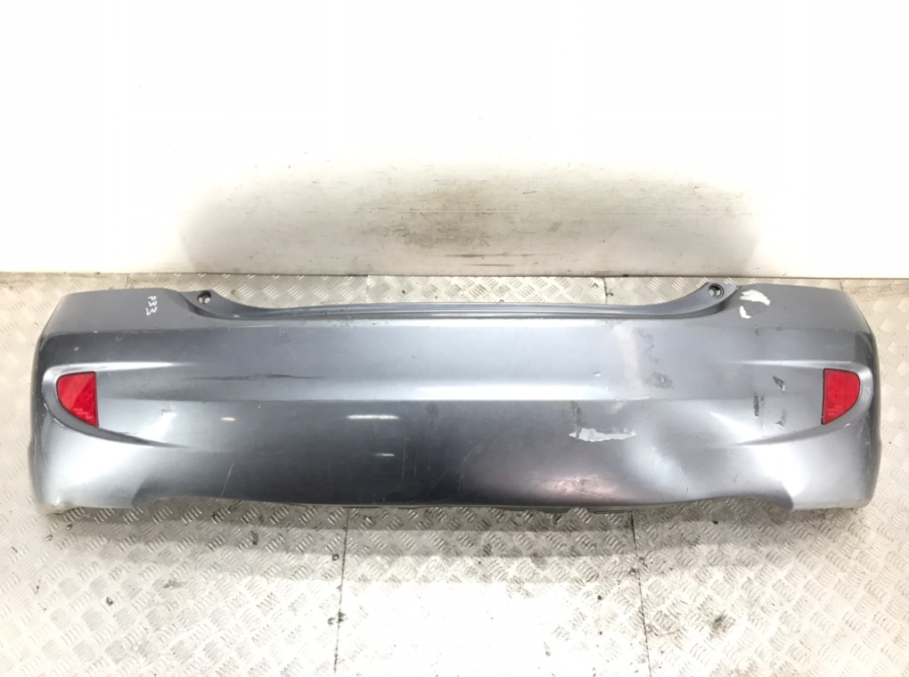 Бампер задний для Honda Civic, 2004 г. 1.4i бензин б/у