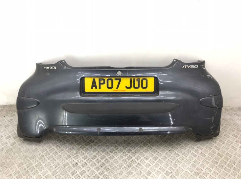 Бампер задний для Toyota Aygo, 2007 г. 1.0 i бензин б/у