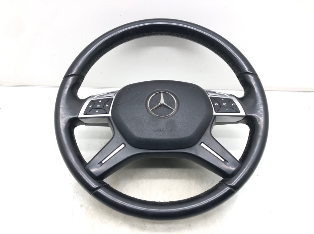 Руль для Mercedes C W204, 2013 г. 2.2 CDi дизель б/у
